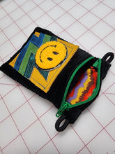 Load image into Gallery viewer, OOAK Trapsack- Smile