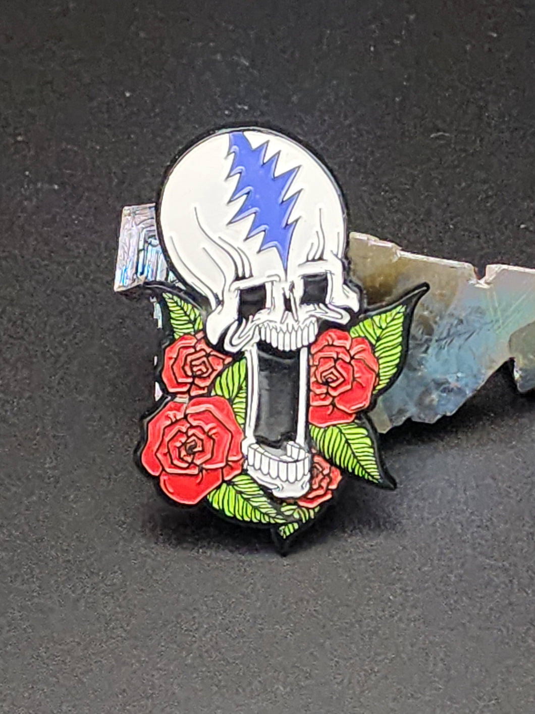 BLUE Screamin Dead Pin